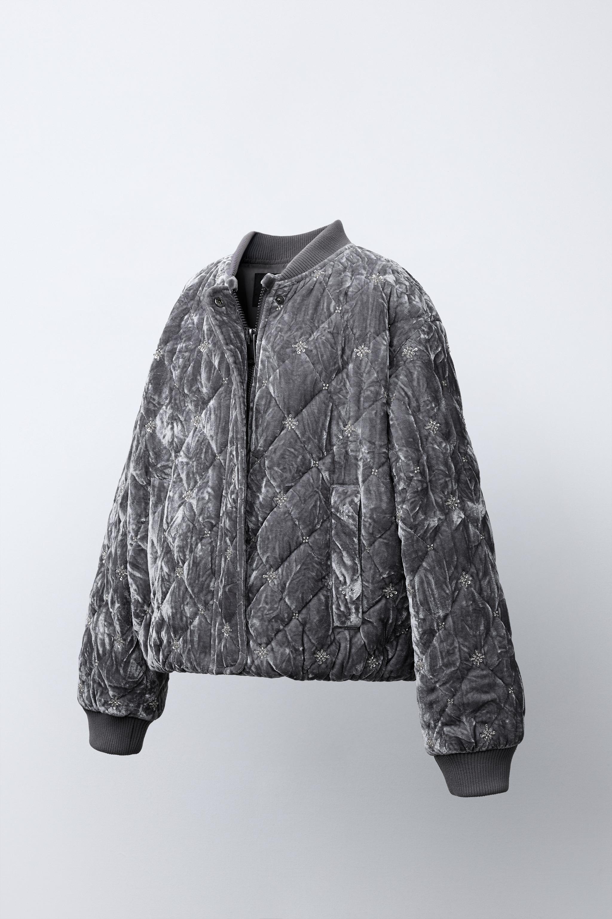 BLOUSON BOMBER EN VELOURS AVEC BIJOUX